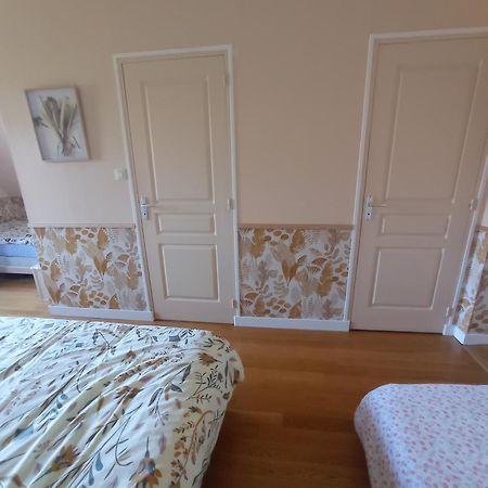 Chambres D'Hotes La Roche Saint-Hilaire-des-Landes Экстерьер фото