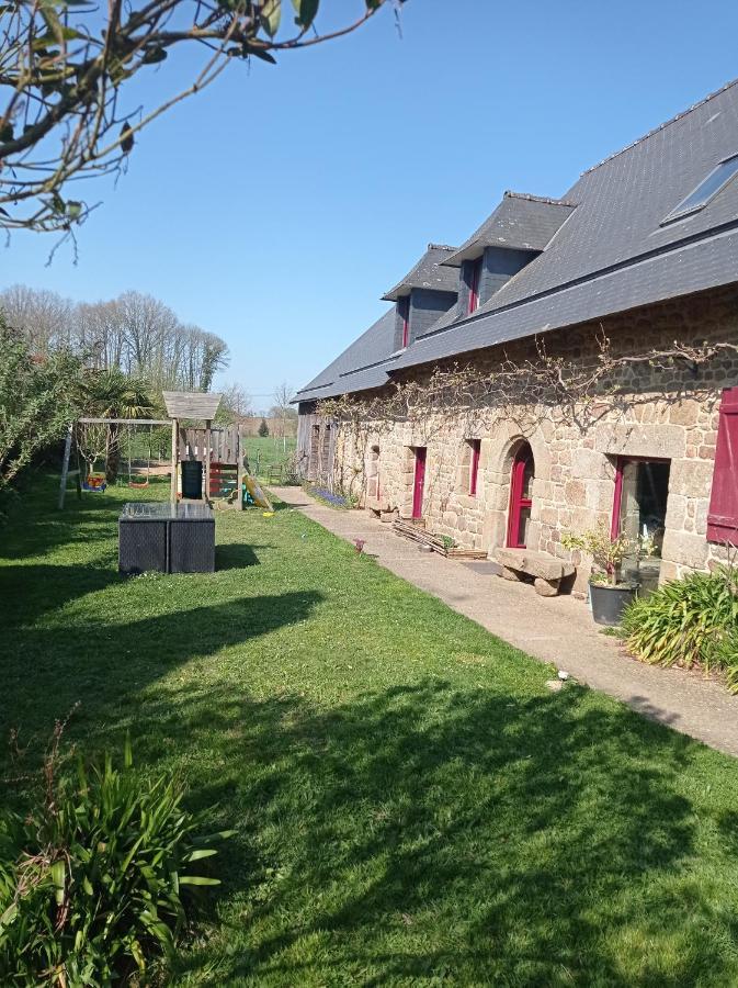 Chambres D'Hotes La Roche Saint-Hilaire-des-Landes Экстерьер фото